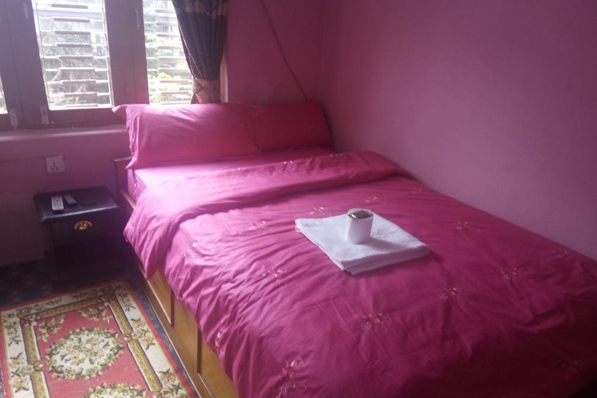 Galaxy Inn Guest House Pokhara Exteriör bild